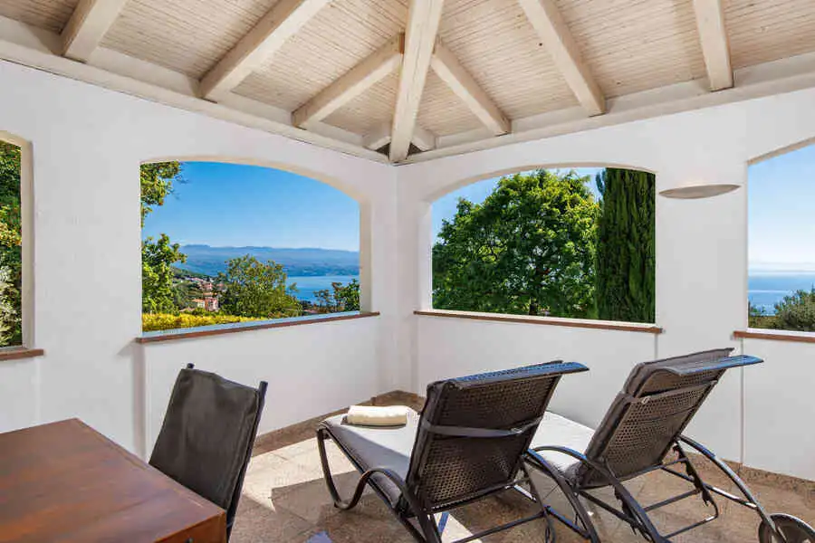 The Nest Villa 