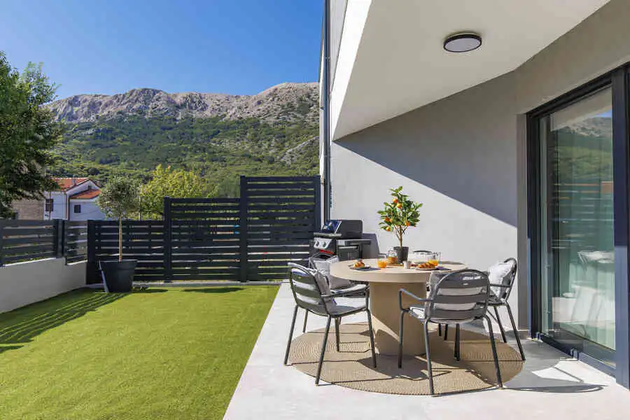 Euphoria Animar & Tiema