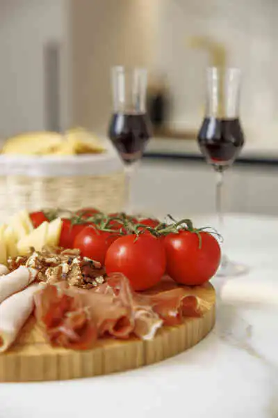 Euphoria Animar & Tiema